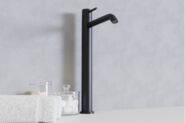 LOOP design high level mixer in matt black side view